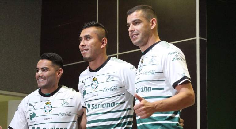 Refuerzo-santos.jpg