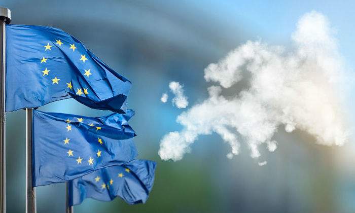 euro-banderas-mapa-nubes-alamy.jpg