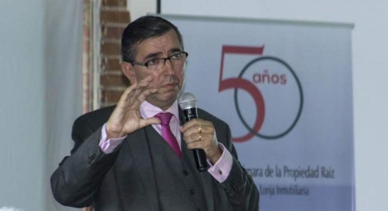 nestor-franco-car