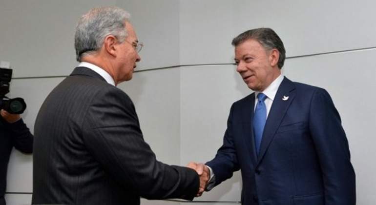 uribe-santos-manos