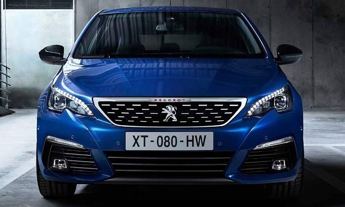 Peugeot-308-GT-2018-01.jpg