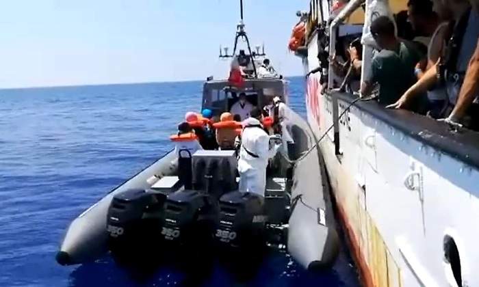 open-arms-inmigrantes-agosto-2019-efe.jpg
