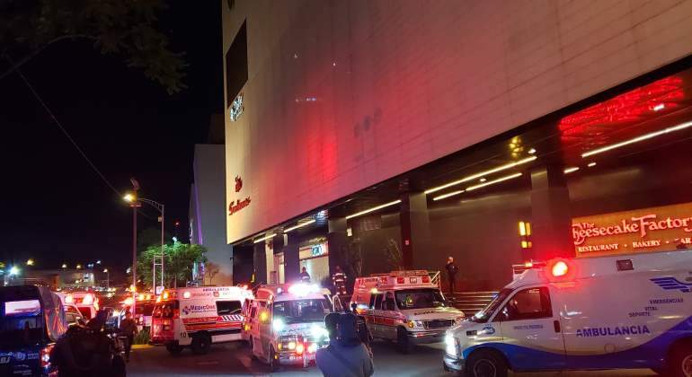 Parque-delta-policias-ambulancia-jm_memelon.jpg