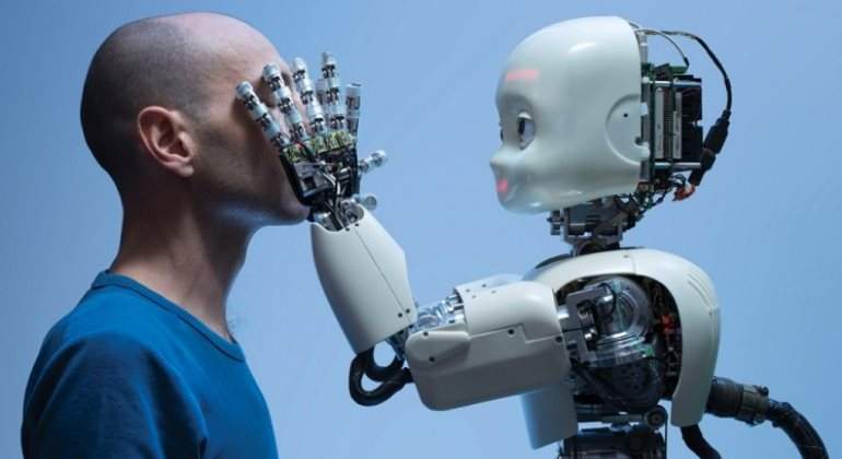 sexo-robot-770.jpg