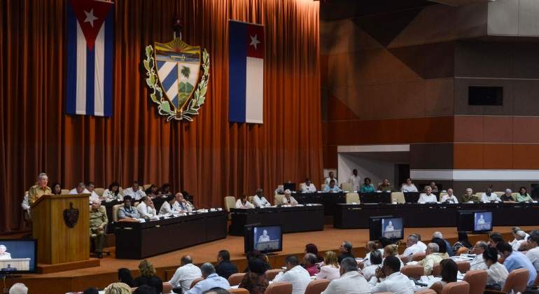 raul-castro-asamblea-nacional-cuba-reuters-770x420.jpg