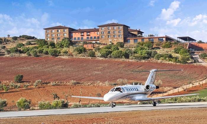 770x420-la-caminera-avion-lujo.jpg