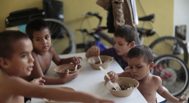 Ninos-inmigrantes-honduras-refugio-770x420-reuters.png