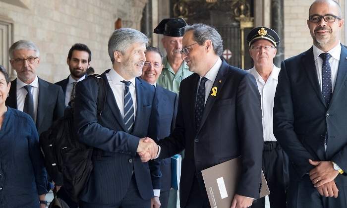 Torra y Marlaska hablarán en la Junta de Seguridad sobre los lazos amarillos