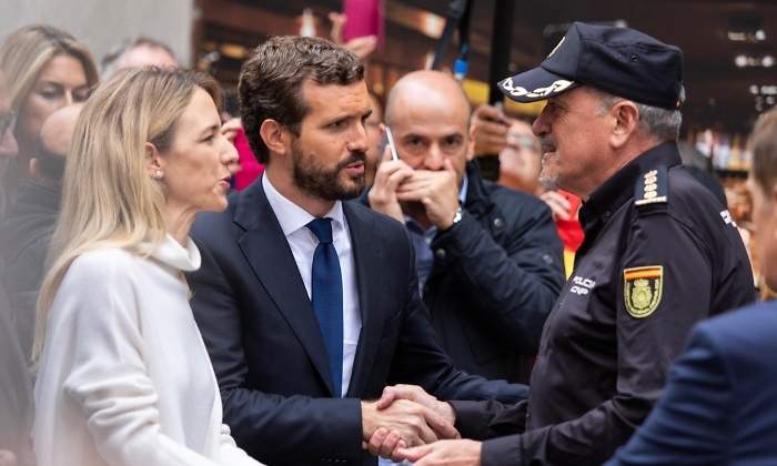 casado-policia-barcelona-ep.jpg