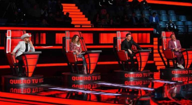la-voz-tv-azteca-televisa.jpg