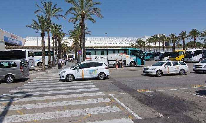 palma-mallorca-aeropuerto-trafico.jpg
