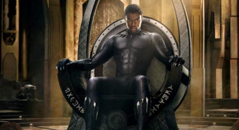Black-Panther-Twitter.jpg