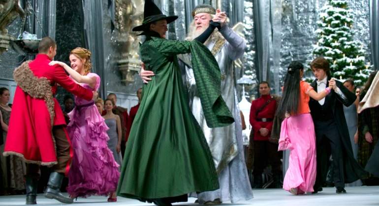 harry-potter-baile-navidad-tres-magos.jpg