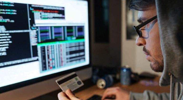 Robo-de-datos-Especial.jpg