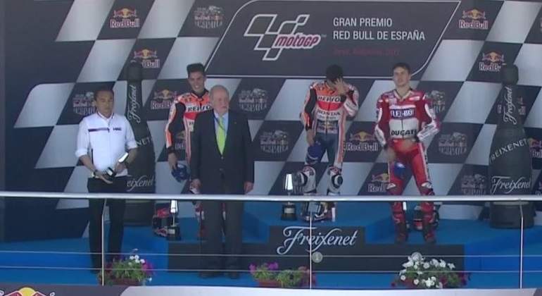podium-rey.jpg