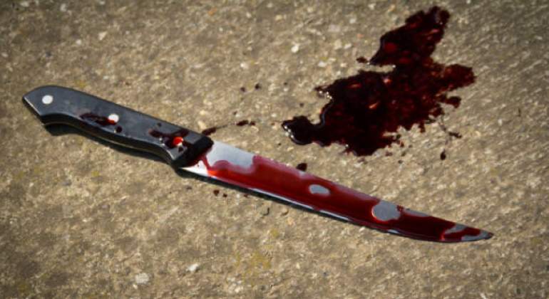 cuchillo-con-sangre-770.jpg