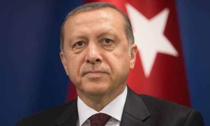 Erdogan-serio.jpg
