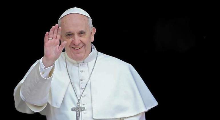 Papa-770-420-reuters.jpg