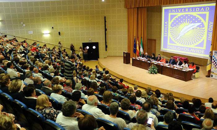 Clausura-Aula-Mayores-UPO_2017-18_21111111111111.jpg