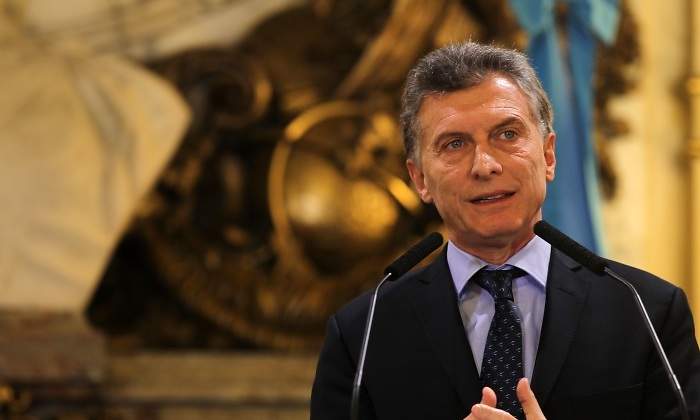 macri-micro-efe-770x420.jpg