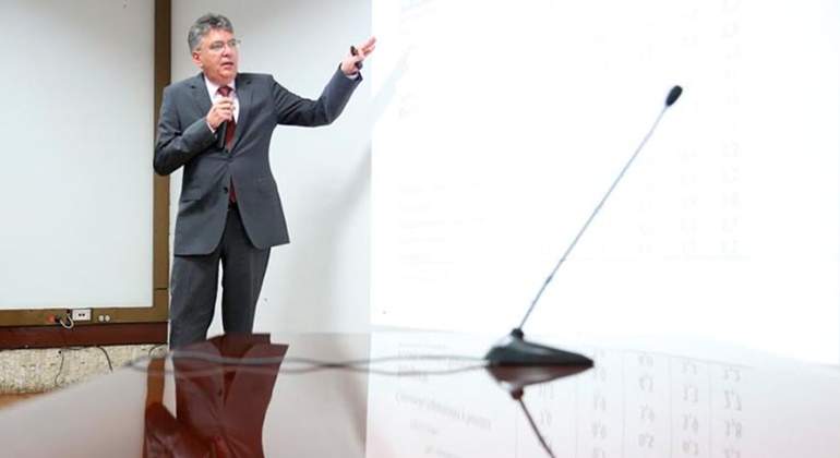 ministro-cardenas