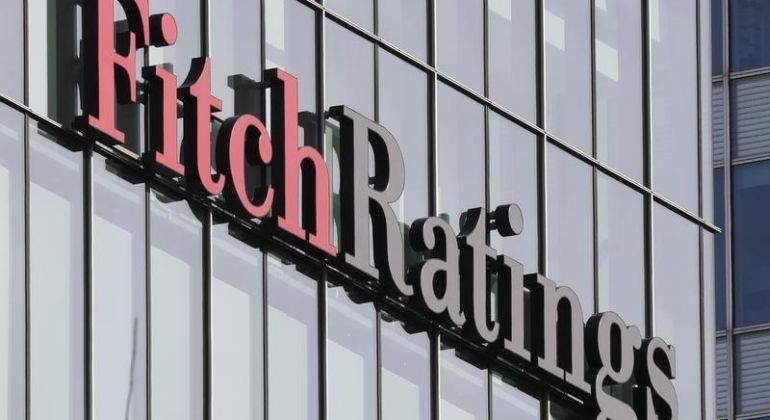 Fitch-Reuters.jpg