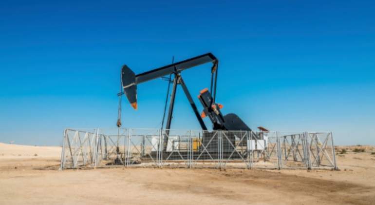 martillo-arabia-saudi-petroleo-desierto-getty.jpg
