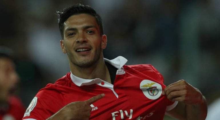 RAUL-JIMEMEZ-GETTY-CELEBRA.jpg