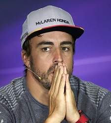 Alonso-manos-rp-2017-efe-Barcelona.jpg