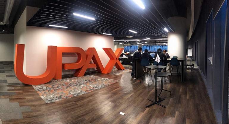 Upax.jpg