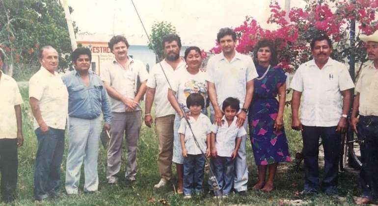 amlo-nino-tabasco-foto-1988.jpg