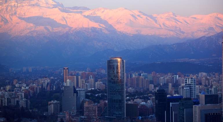 santiago_chile_istock.jpg