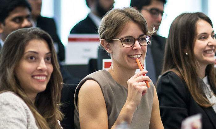 ESADE-Mujeres-EMBA-defini.jpg
