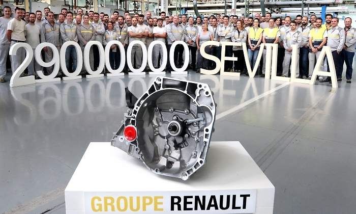 renault-sevilla-caja-de-cambios.01.jpg