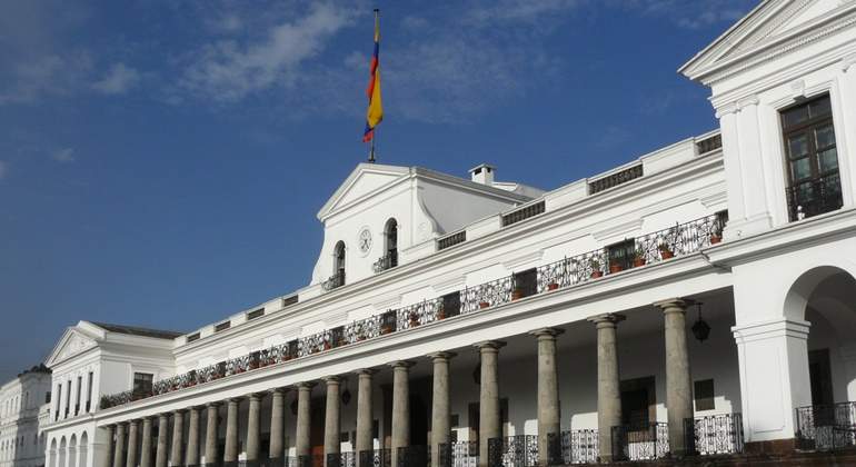 palacio-ecuador.jpg