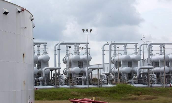 centro-almacenamiento-petroleo.jpg