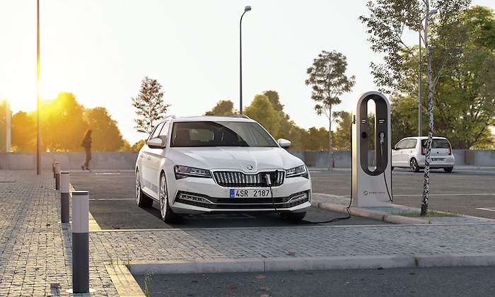 skoda-superb-iv-citigo-iv-2020-01.jpg