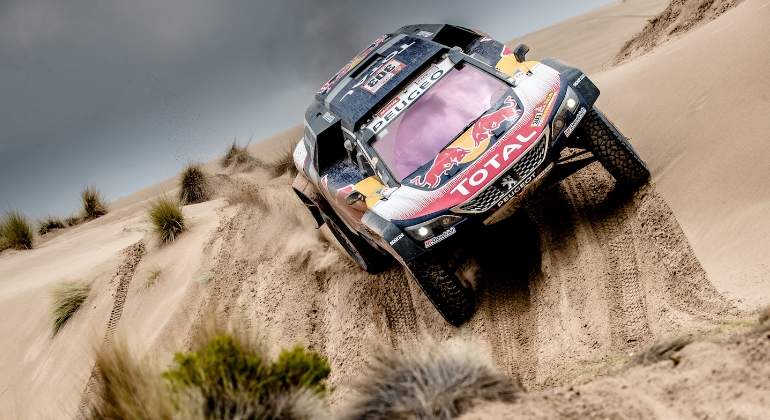 carlos-sainz-dakar-2018.jpg