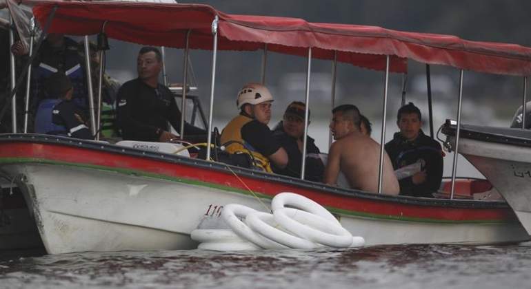 labores-rescate-naufragio-colombia-efe.jpg