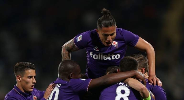Con asistencia de mexicano Salcedo, Fiorentina vence 5-4 al Inter