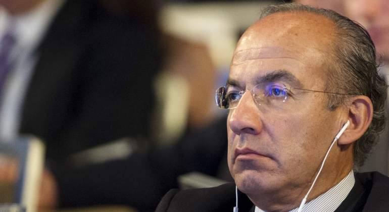 felipe-calderon-waze-nuevo-aeropuerto-amlo.jpg
