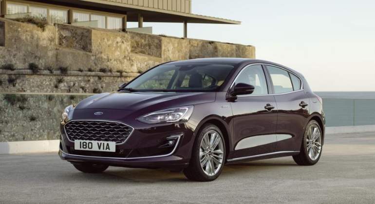 ford-focus-2018-01.jpg