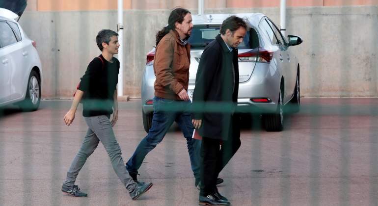 Iglesias, en modo vicepresidente: se verá este lunes con Urkullu y se telefonea con Puigdemont