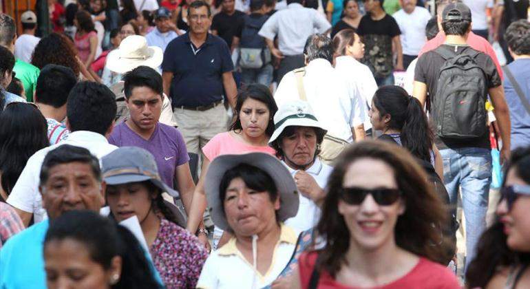 Peruanos