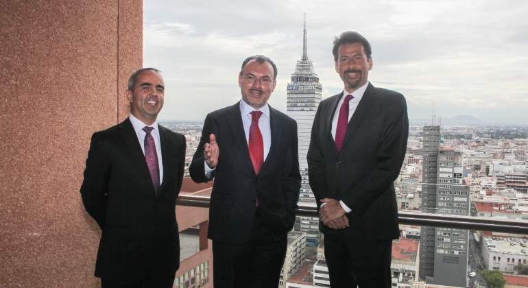 Los-Videgaray-tw-770.jpg