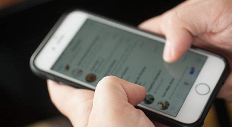 whatsapp-istock-770.jpg