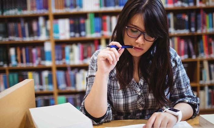 estudiante-biblioteca-770-istock.jpg