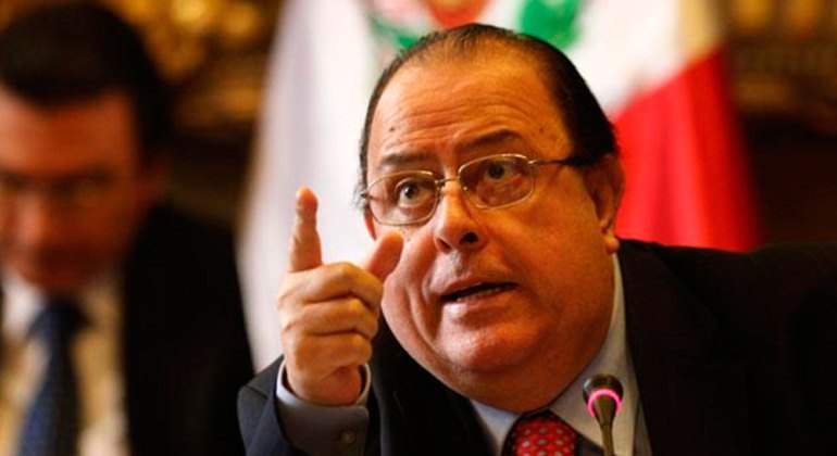 Julio-Velarde
