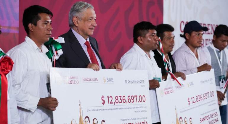 AMLO-cs-770.jpg