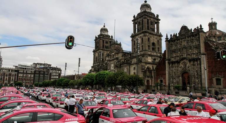 taxistas-zocalo-cdmx-770-420.jpg